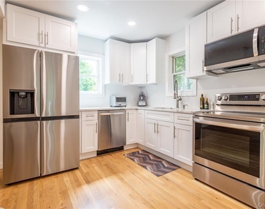30 Vail Avenue - Photo Thumbnail 11