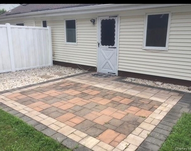 119 Miramar Avenue - Photo Thumbnail 1