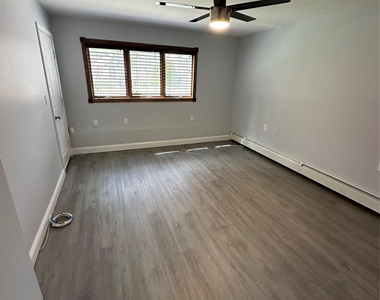 119 Miramar Avenue - Photo Thumbnail 11