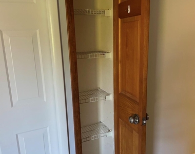 119 Miramar Avenue - Photo Thumbnail 5