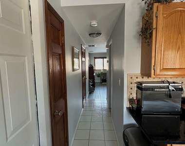119 Miramar Avenue - Photo Thumbnail 2