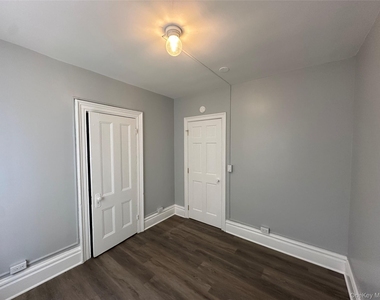87 Broadway - Photo Thumbnail 29