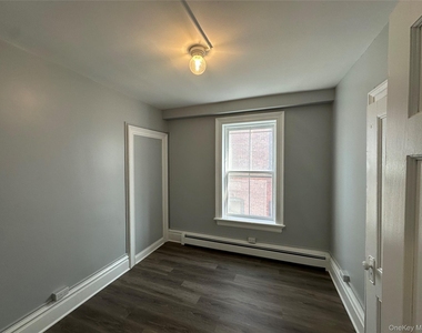 87 Broadway - Photo Thumbnail 26