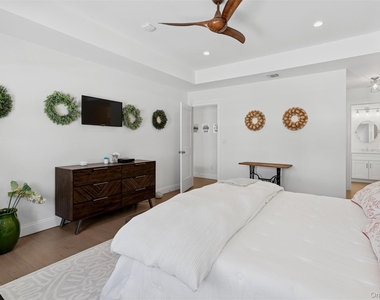 1510 Maple Lane - Photo Thumbnail 15