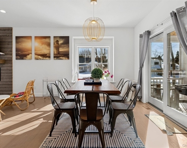 1510 Maple Lane - Photo Thumbnail 10