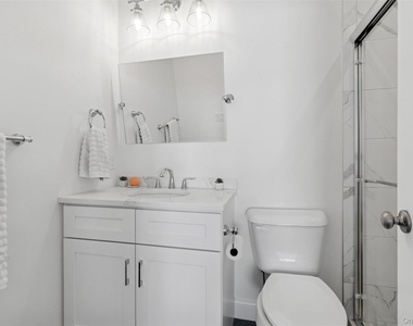 1510 Maple Lane - Photo Thumbnail 12