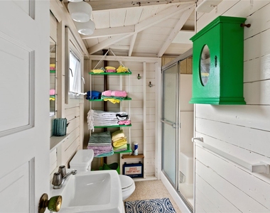 760 Surf Road - Photo Thumbnail 12