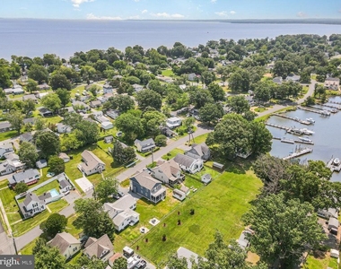 530 Monroe Bay Avenue - Photo Thumbnail 18