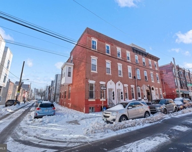 1319 N 19th Street - Photo Thumbnail 2