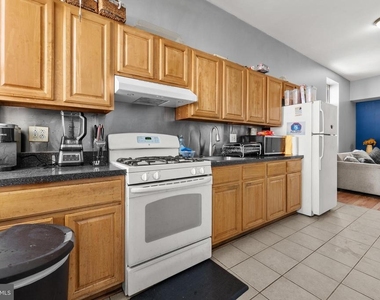 1319 N 19th Street - Photo Thumbnail 5