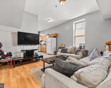 1319 N 19th Street - Photo Thumbnail 6