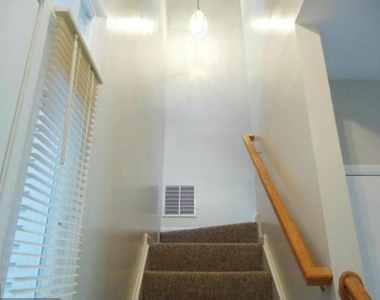 10225 Cove Ledge Court - Photo Thumbnail 12