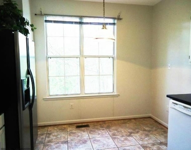 10225 Cove Ledge Court - Photo Thumbnail 7