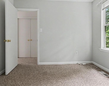 10225 Cove Ledge Court - Photo Thumbnail 34