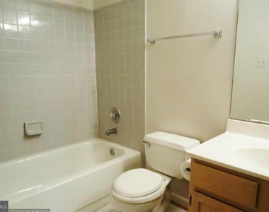 10225 Cove Ledge Court - Photo Thumbnail 19