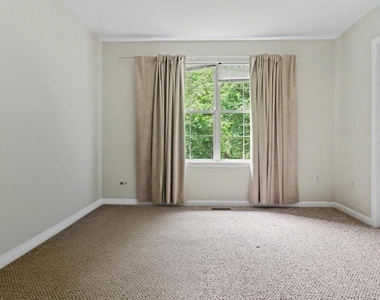 10225 Cove Ledge Court - Photo Thumbnail 26