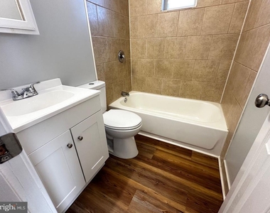 4632 Hillside Road Se - Photo Thumbnail 15
