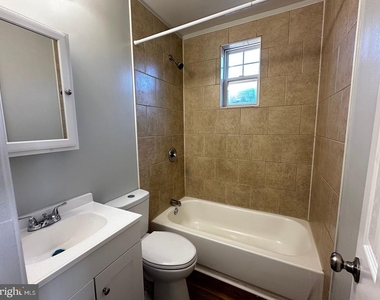 4632 Hillside Road Se - Photo Thumbnail 16