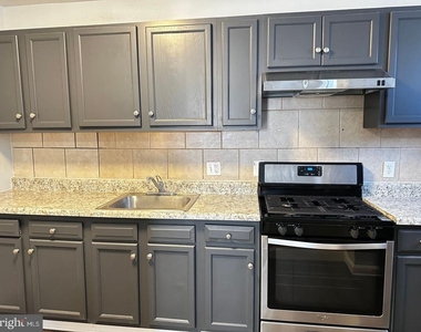 4632 Hillside Road Se - Photo Thumbnail 4