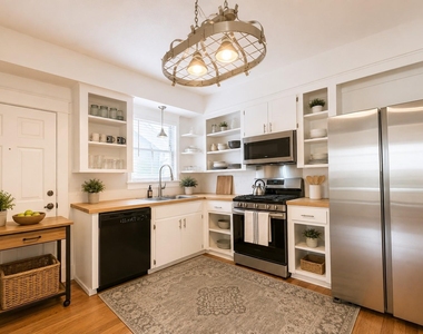 407 W 35th St - Photo Thumbnail 11