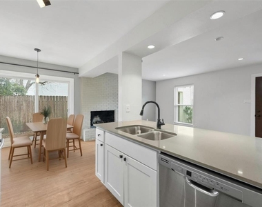 3500 Alpine Cir - Photo Thumbnail 6