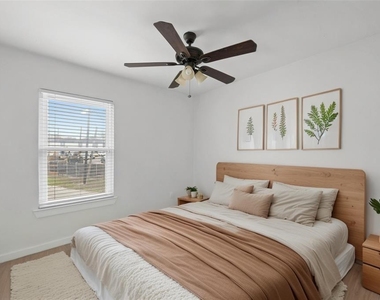 3500 Alpine Cir - Photo Thumbnail 8