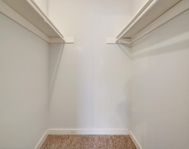 3500 Alpine Cir - Photo Thumbnail 18