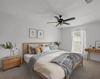 3500 Alpine Cir - Photo Thumbnail 7