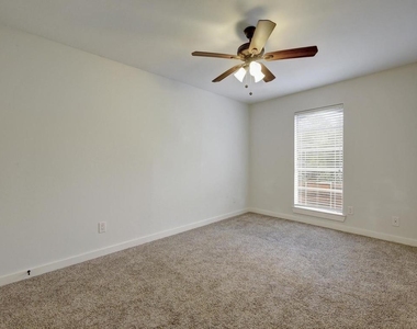 3500 Alpine Cir - Photo Thumbnail 17