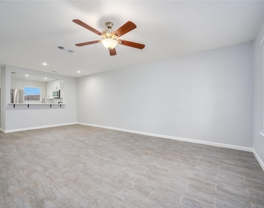15302 Cavalier Canyon Dr - Photo Thumbnail 2