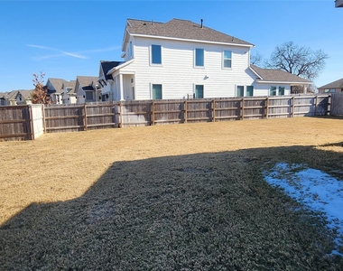 408 Los Olives Ln - Photo Thumbnail 2