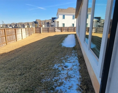 408 Los Olives Ln - Photo Thumbnail 1