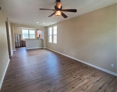 435 Mcgarity St - Photo Thumbnail 3