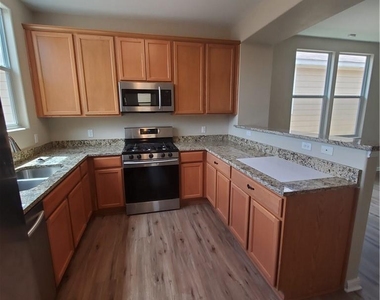 435 Mcgarity St - Photo Thumbnail 11