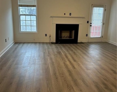 9051 Bayrose Circle - Photo Thumbnail 6