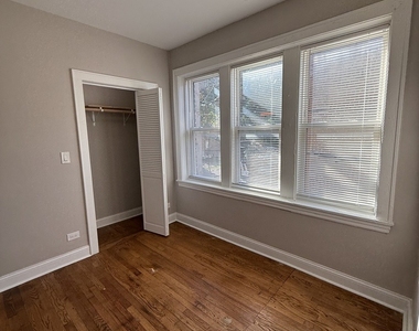 3901 W Division Street - Photo Thumbnail 7