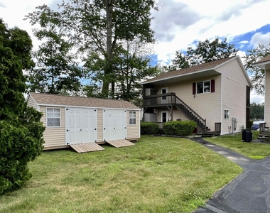 1011 Laconia - Photo Thumbnail 19