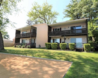 1011 Laconia - Photo Thumbnail 1