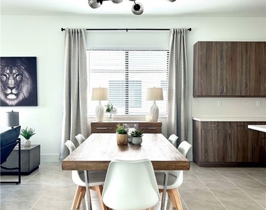 5077 Gambero Way - Photo Thumbnail 7