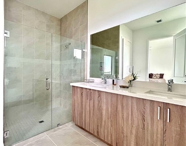 5077 Gambero Way - Photo Thumbnail 21
