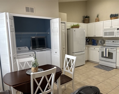 9639 Hemingway Lane - Photo Thumbnail 7