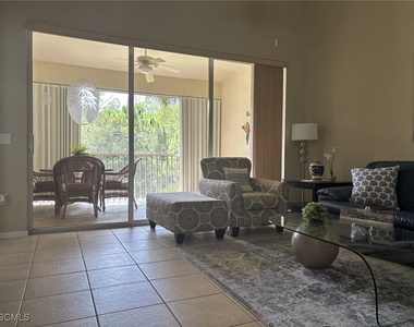9639 Hemingway Lane - Photo Thumbnail 11