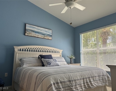 9639 Hemingway Lane - Photo Thumbnail 12