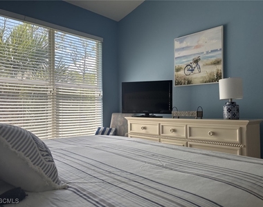 9639 Hemingway Lane - Photo Thumbnail 13