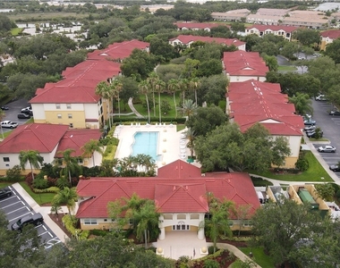 11480 Villa Grand - Photo Thumbnail 17