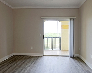11480 Villa Grand - Photo Thumbnail 7