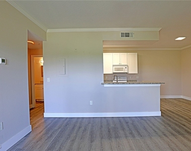 11480 Villa Grand - Photo Thumbnail 1