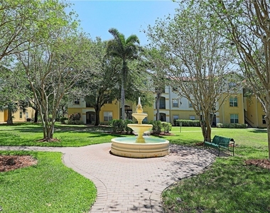 11480 Villa Grand - Photo Thumbnail 18