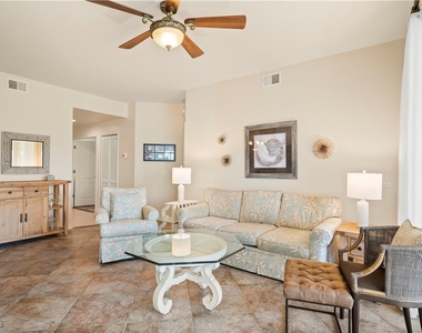11271 Jacana Court - Photo Thumbnail 4
