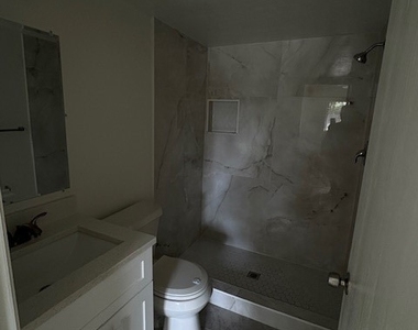 2700 Park Windsor Drive - Photo Thumbnail 9
